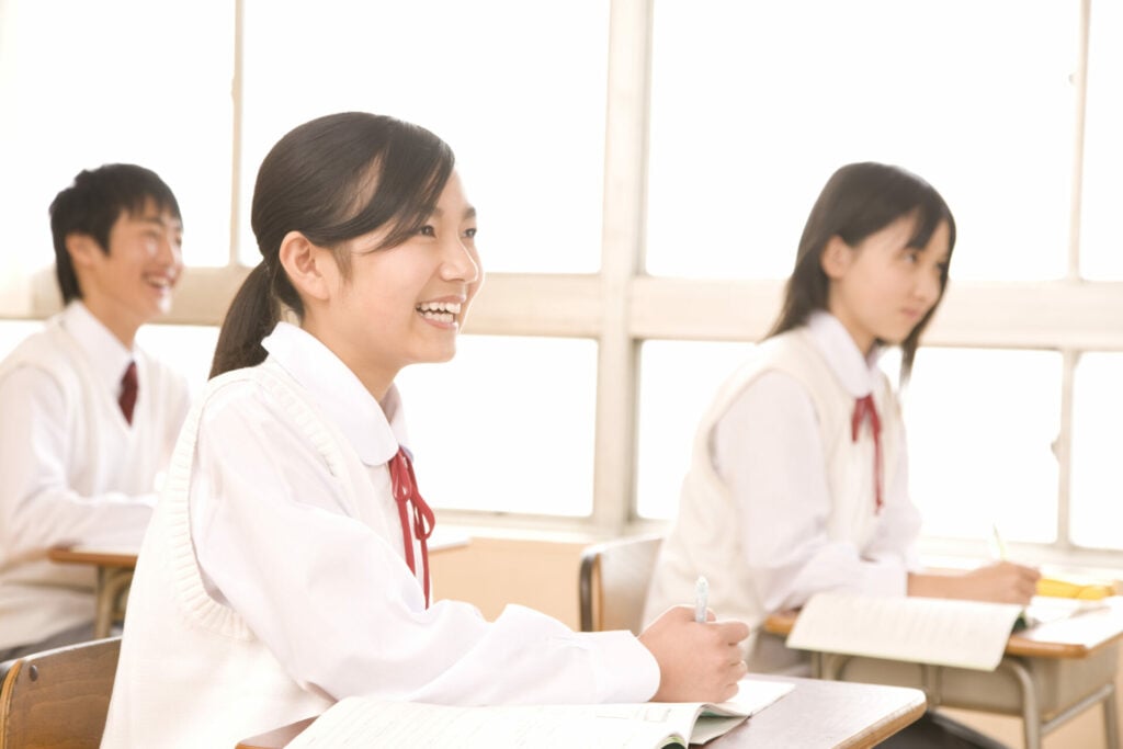 junior high school alt in japan