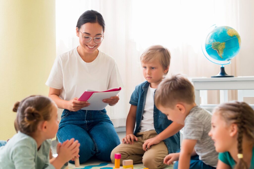 FullTime English /Daycare teachers in Mie starting in March 2025