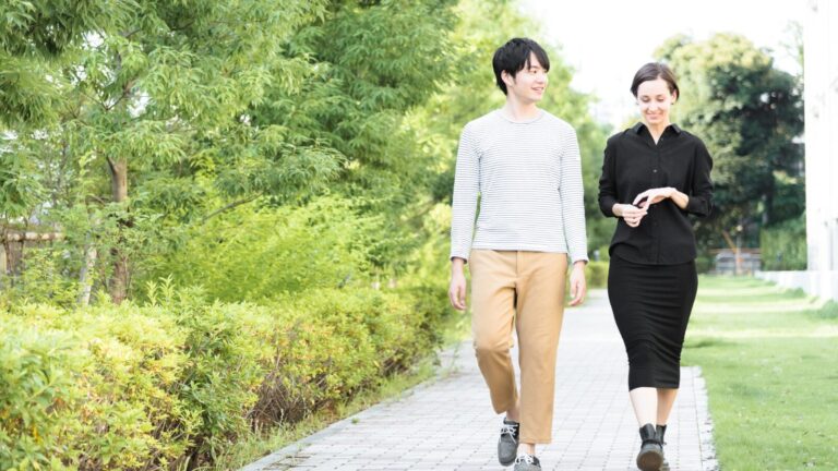 How Aizuchi Can Make You Sound More Native in Japanese