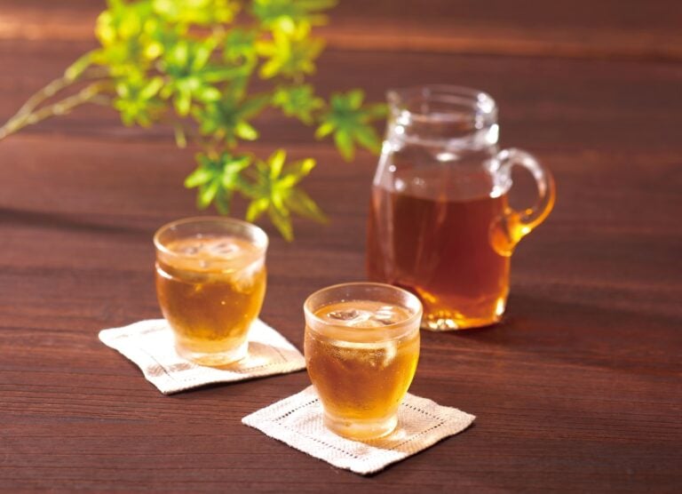 Drinking Tea in Japan Throughout the Year Like a Local